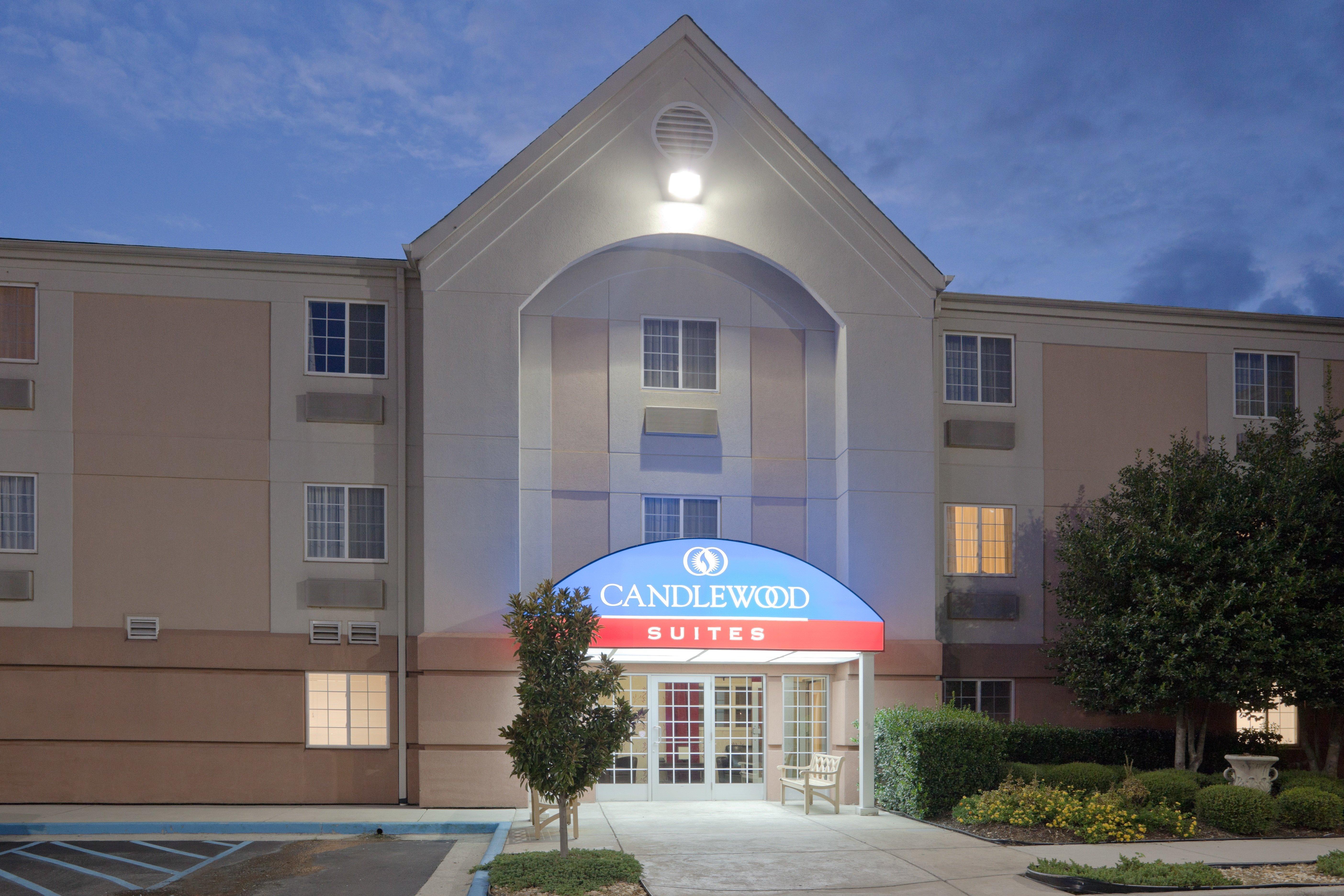 Sonesta Simply Suites Huntsville Research Park Exterior photo